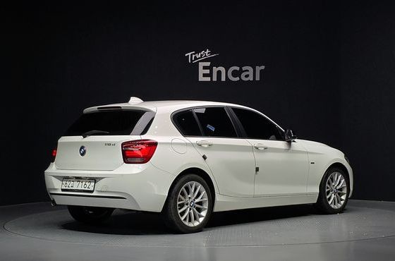 BMW 1-Series 118d Sport 5Door — пробег 65 742 км — фото 2 из 5