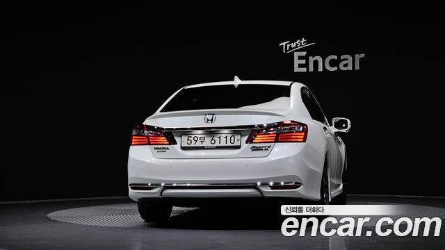 Honda Accord 2.0 Hybrid 9th — пробег 95 420 км — фото 4 из 5