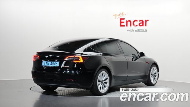 Tesla Model 3 Long Range AWD — пробег 69 621 км — фото 2 из 5