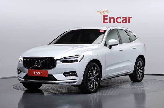 Volvo XC60 B5 Inscription — пробег 62 896 км — фото 1 из 5