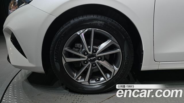 Kia K3 из Кореи Encar