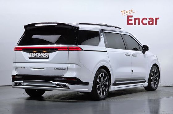 Kia Carnival Gasoline 7-Seater Signature — пробег 72 226 км — фото 2 из 5