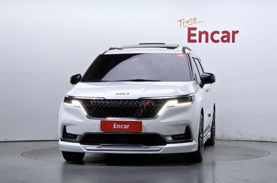 Kia Carnival Gasoline 7-Seater Signature — пробег 72 226 км — фото 3 из 5
