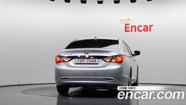 Hyundai Sonata LPi Deluxe — пробег 64 440 км — фото 4 из 5