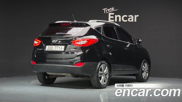 Hyundai Tucson Diesel(e-VGT) 2WD Modern — пробег 236 037 км — фото 2 из 5