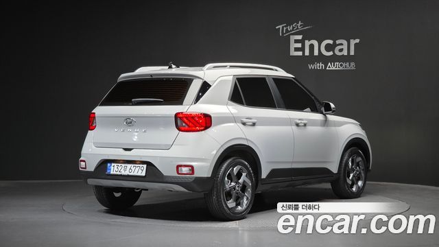 Hyundai Venue из Кореи Encar