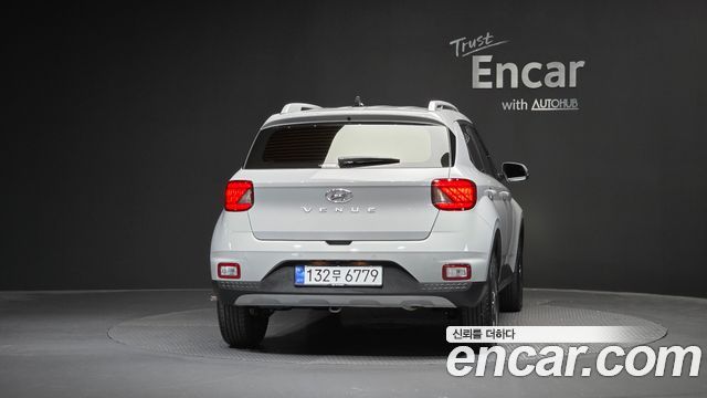 Hyundai Venue из Кореи Encar