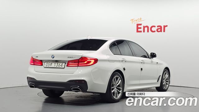BMW 5-Series 520d xDrive M Sport Package Plus — пробег 186 467 км — фото 2 из 5