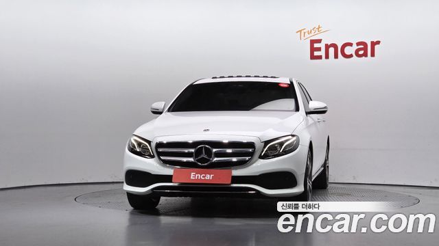 Mercedes-Benz E-Class E220d Avantgarde — пробег 91 455 км — фото 3 из 5