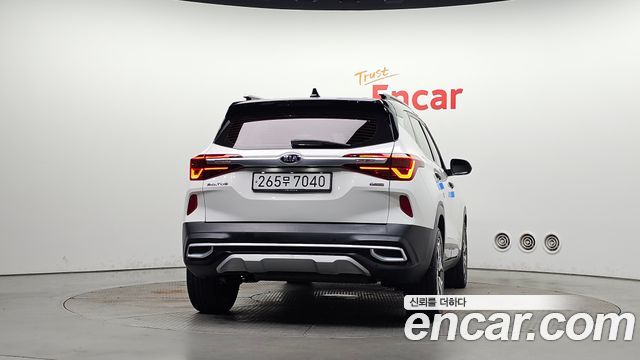 Kia Seltos из Кореи Encar