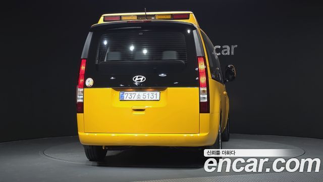 Hyundai Staria из Кореи Encar