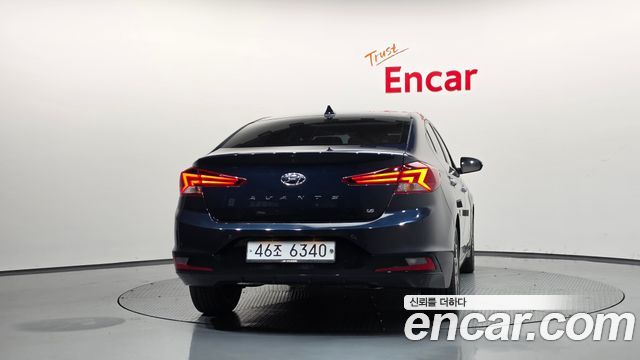 Hyundai AVANTE из Кореи Encar