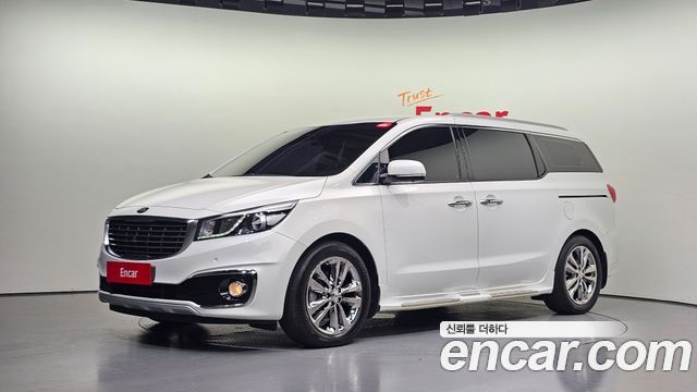 Kia Carnival 7-seater Limousine VIP — пробег 133 635 км — фото 1 из 5