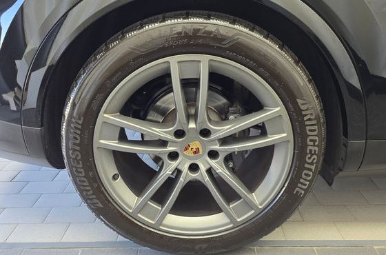 Porsche Cayenne 3.0 — пробег 27 722 км — фото 5 из 5