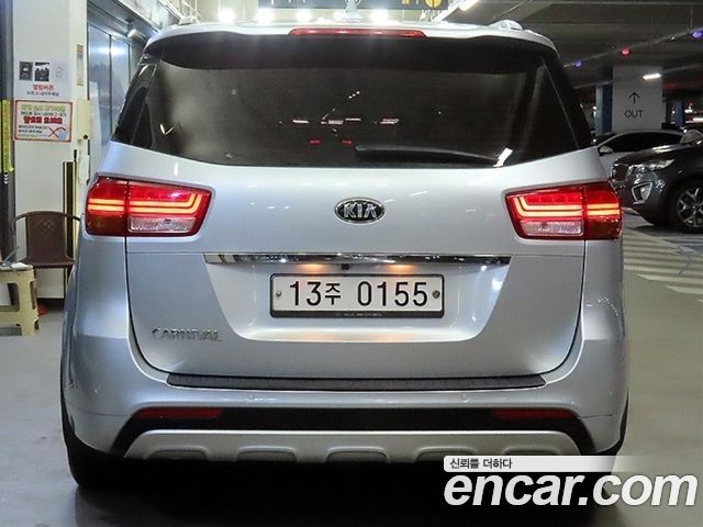 Kia Carnival из Кореи Encar