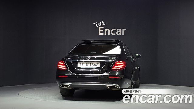 Mercedes-Benz E-Class из Кореи Encar