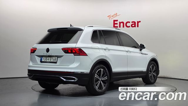 Volkswagen Tiguan 2.0 TDI Premium — пробег 46 132 км — фото 2 из 5