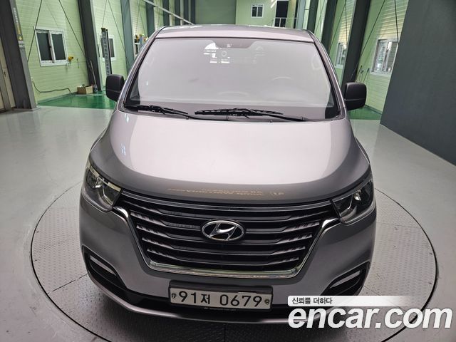 Hyundai Starex Van 5-Seater Smart — пробег 84 751 км — фото 3 из 5