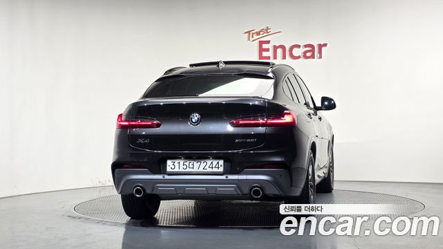 BMW X4 xDrive20i M Sport X — пробег 93 437 км — фото 4 из 5