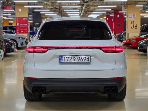 Porsche Cayenne 3.0 — пробег 33 000 км — фото 5 из 5