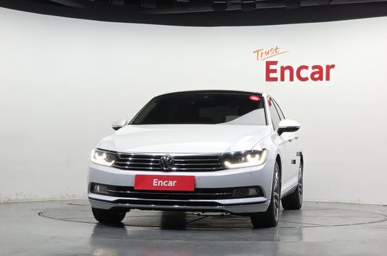 Volkswagen Passat 2.0 TDI Prestige — пробег 84 149 км — фото 3 из 5