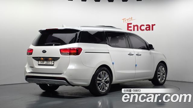Kia Carnival из Кореи Encar