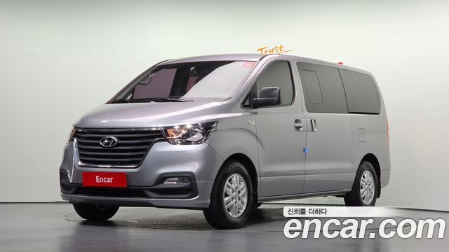 Hyundai Starex Van 5-Seater Smart — пробег 149 807 км — фото 1 из 5