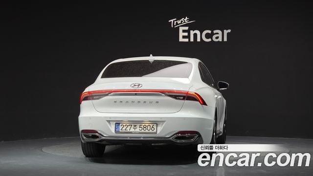 Hyundai Grandeur из Кореи Encar
