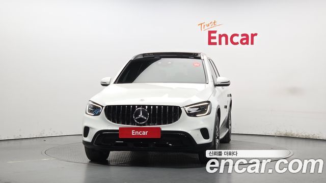 Mercedes-Benz GLC-Class GLC300 4MATIC — пробег 68 547 км — фото 3 из 5