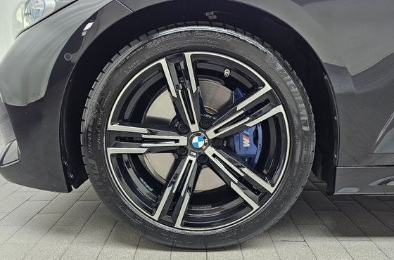 BMW 3-Series 320i M Sport — пробег 32 600 км — фото 5 из 5