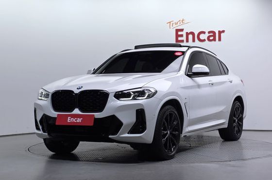 BMW X4 xDrive20i M Sport Pro Special Edition — пробег 8 262 км — фото 1 из 5
