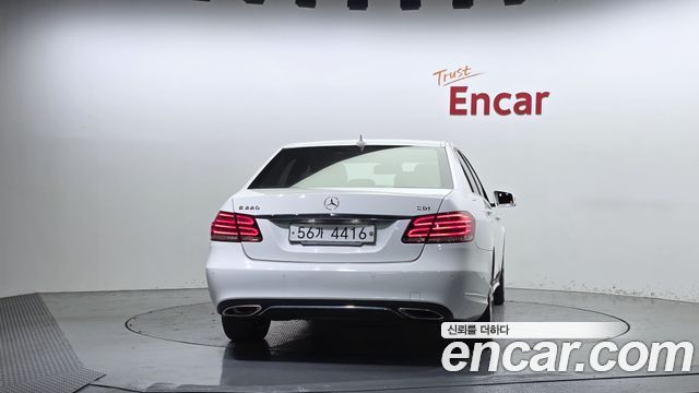 Mercedes-Benz E-Class E220 CDI Avantgarde — пробег 173 855 км — фото 4 из 5