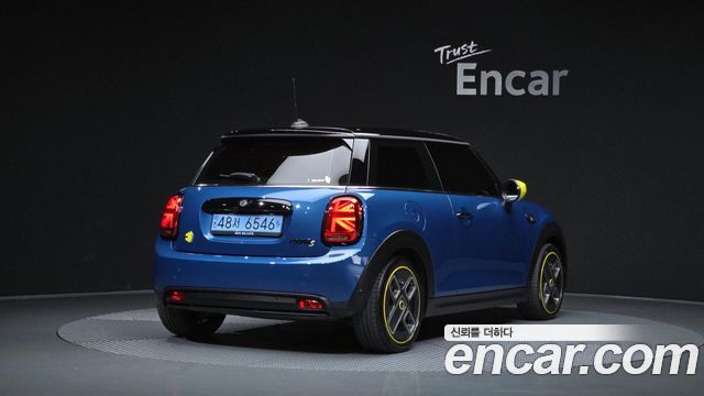 Mini Cooper SE Electric 3rd — пробег 63 533 км — фото 2 из 5