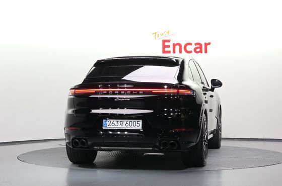 Porsche Cayenne 3.0 E-Hybrid Coupe — пробег 7 369 км — фото 4 из 5