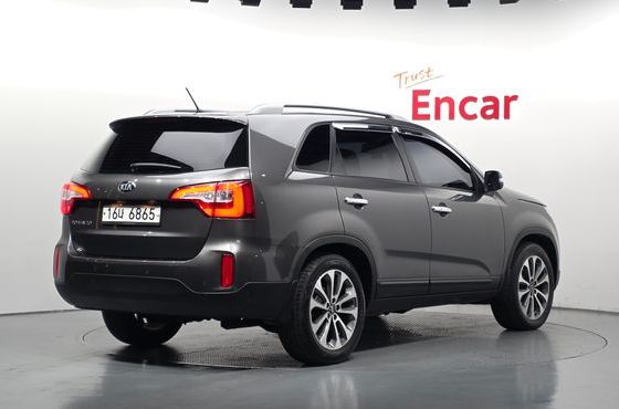 Kia Sorento Diesel 2.0 2WD Limited Special — пробег 182 442 км — фото 2 из 5