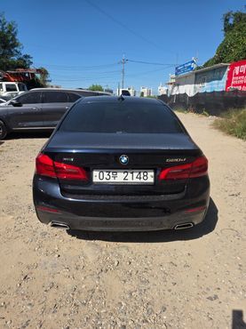 BMW 5-Series 520d xDrive M Sport Package Plus — пробег 141 874 км — фото 4 из 5