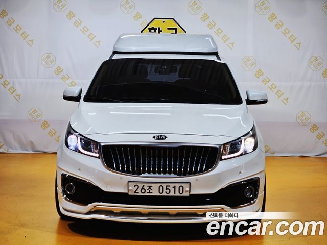 Kia Carnival 7-seater Limousine VIP — пробег 161 216 км — фото 3 из 5