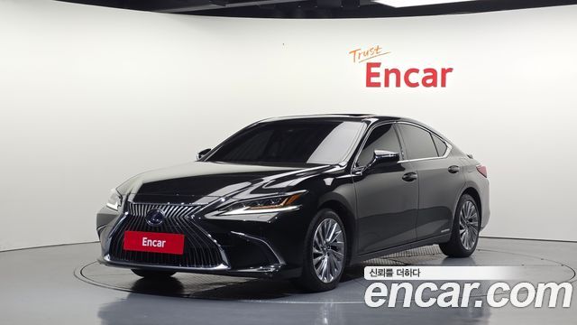 Lexus ES Executive — пробег 70 569 км — фото 1 из 5