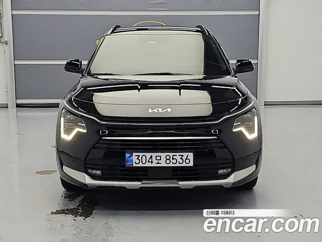 Kia Niro Signature — пробег 73 601 км — фото 3 из 5