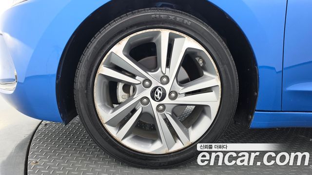 Hyundai AVANTE из Кореи Encar