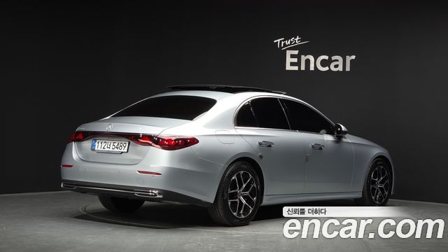 Mercedes-Benz E-Class из Кореи Encar
