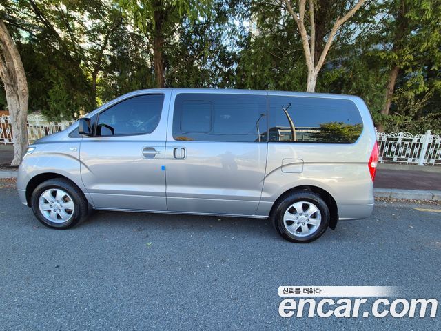 Hyundai Starex 4WD Wagon 12-Seater Smart — пробег 139 598 км — фото 3 из 5