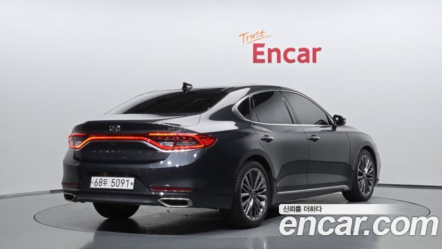 Hyundai Grandeur из Кореи Encar