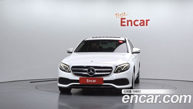 Mercedes-Benz E-Class из Кореи Encar