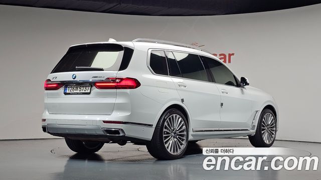 BMW X7 xDrive 40d Design Pure Excellence 6-Seater — пробег 42 438 км — фото 2 из 5