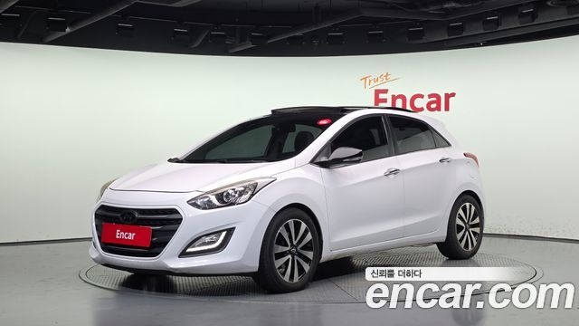 Hyundai i30 Diesel 1.6 PYL — пробег 166 306 км — фото 1 из 5