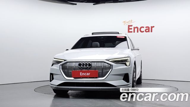 Audi e-tron 55 Quattro — пробег 148 154 км — фото 3 из 5