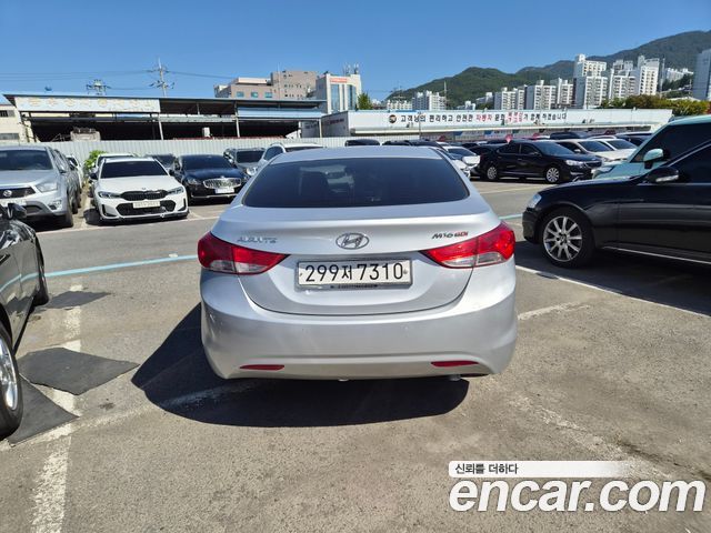 Hyundai AVANTE M16 GDI Deluxe — пробег 69 737 км — фото 2 из 5