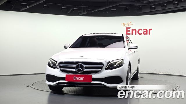 Mercedes-Benz E-Class из Кореи Encar
