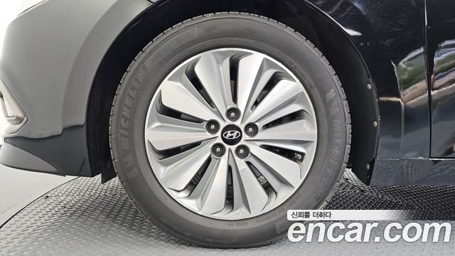Hyundai Grandeur Premium — пробег 187 617 км — фото 5 из 5